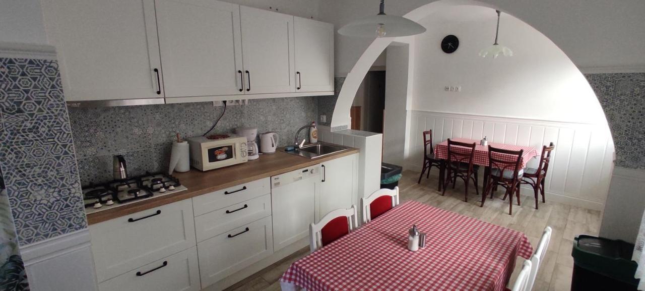 Timbi Vendeghaz Hotel Vonyarcvashegy Luaran gambar