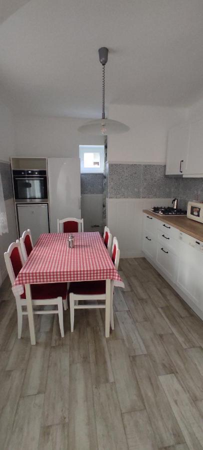 Timbi Vendeghaz Hotel Vonyarcvashegy Luaran gambar