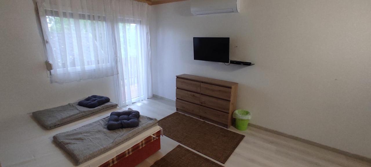 Timbi Vendeghaz Hotel Vonyarcvashegy Luaran gambar