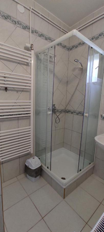 Timbi Vendeghaz Hotel Vonyarcvashegy Luaran gambar